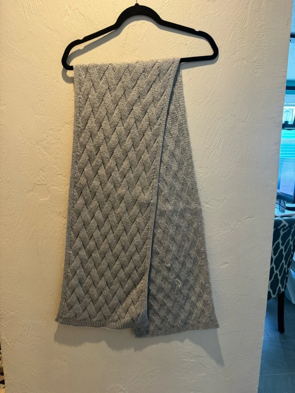 Gray Cable-Knit Scarf